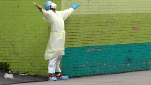 O nouă descoperire neagră despre bolnavii de Covid-19. Reacţiile medicilor: Este o nebunie. Nu am văzut niciodată atâtea cazuri anormale extreme