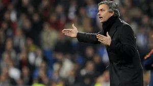 Antrenorii care se îmbracă în costum îşi motivează mai uşor jucătorii decât cei în trening