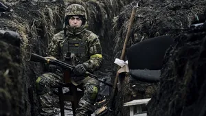Armistiţiul din Ucraina a intrat în vigoare. Ucrainenii se tem că este o capcană a ruşilor