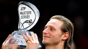 David Nalbandian a câştigat turneul de la Paris-Bercy