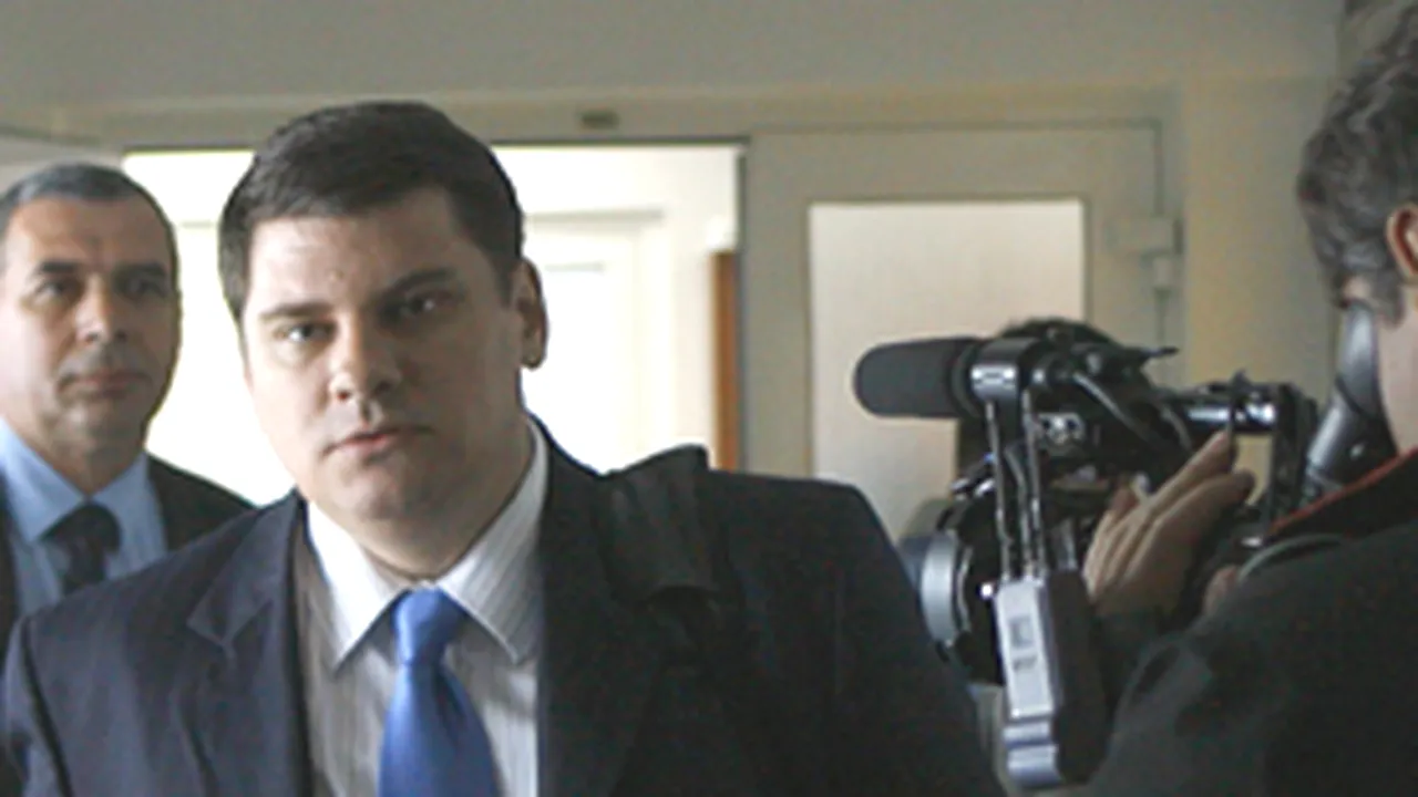 Procurorul Sîntion i-a cerut ministrului David să-i asigure protecţie