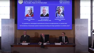 Premiul Nobel pentru Fizică 2025 a fost acordat cercetătorilor John Clarke, Michel Devoret și John Martinis, pentru munca din domeniul fizicii cuantice