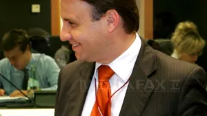 Andrzej Duda a obţinut 53% în scrutinul prezidenţial din Polonia - exit-poll