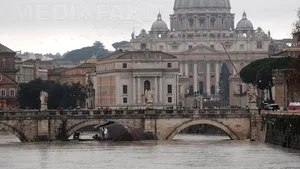 Cod roşu de furtuni violente la Roma
