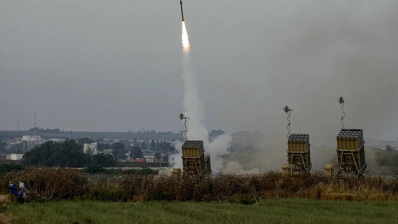 Armata israeliană ripostează şi lansează lovituri în sudul Libanului