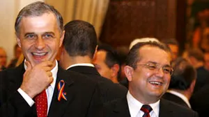 Întâlnirea liderilor PDL şi PSD a început