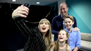 Taylor Swift, selfie cu prinţul William şi cu copiii George şi Charlotte