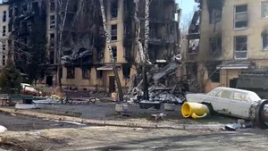 Războiul din Ucraina, ziua a 42-a. Continuă atacurile asupra civililor. Statele Unite şi aliaţii săi impun noi sancţiuni Moscovei. Volodimir Zelenski cere dreptate. Kremlinul ameninţă cu represalii, după expulzarea diplomaţilor săi din mai multe ambasade. Reacţia lui Putin după masacrul de la Bucea, într-o convorbire cu premierul ungar Viktor Orban: O provocare crudă şi cinică