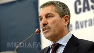 Tribunalul Bucureşti obligă FRF să îl repună în funcţia de preşedinte al CCA pe Vasile Avram