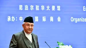 Premierul Nepalului demisionează după protestele violente împotriva interdicției rețelelor sociale și a corupției