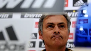 Mourinho i-a cântat secundului său în conferinţa de presă: 