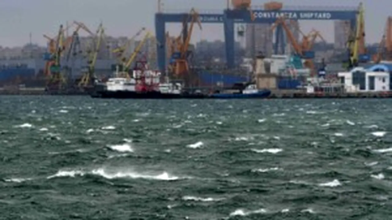 Romanian Sea Ports Closed Due To Dense Fog