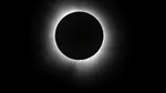 Aplicația care transformă telefonul într-o cameră pentru eclipsa solară din 12 august