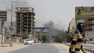Un oraş din Sudan cu 800.000 de locuitori ar putea fi atacat. ONU: civilii sunt prinşi în capcană