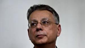 Dorin Tudoran: Paradigma lecturii s-a schimbat, şi nu doar în România