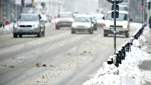 Aproape o sută de tamponări și șapte accidente rutiere, produse în ultimele 24 de ore în Capitală
