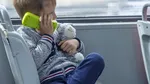 Un copil din Dolj a sunat la 112 și a comandat o pizza în urma unei provocări online. Ce amendă a primit reprezentantul său legal