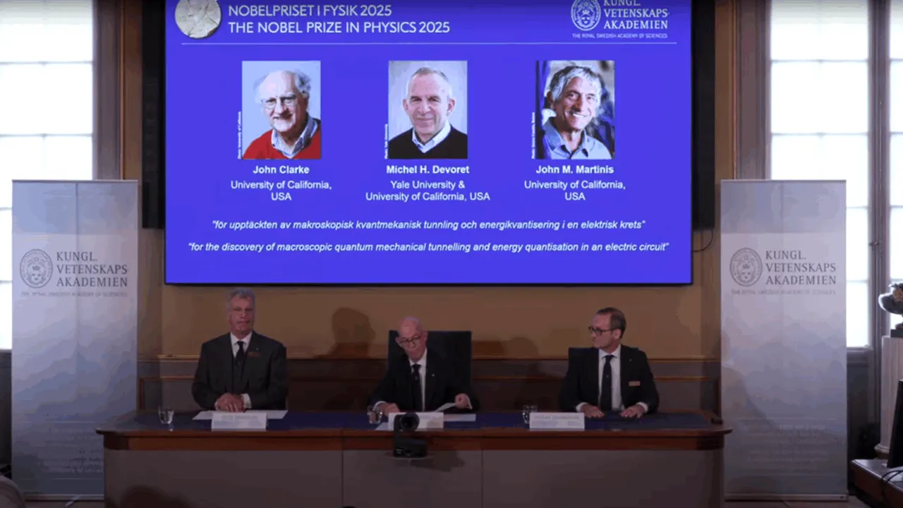 Premiul Nobel pentru Fizică 2025 a fost acordat cercetătorilor John Clarke, Michel Devoret și John Martinis, pentru munca din domeniul fizicii cuantice