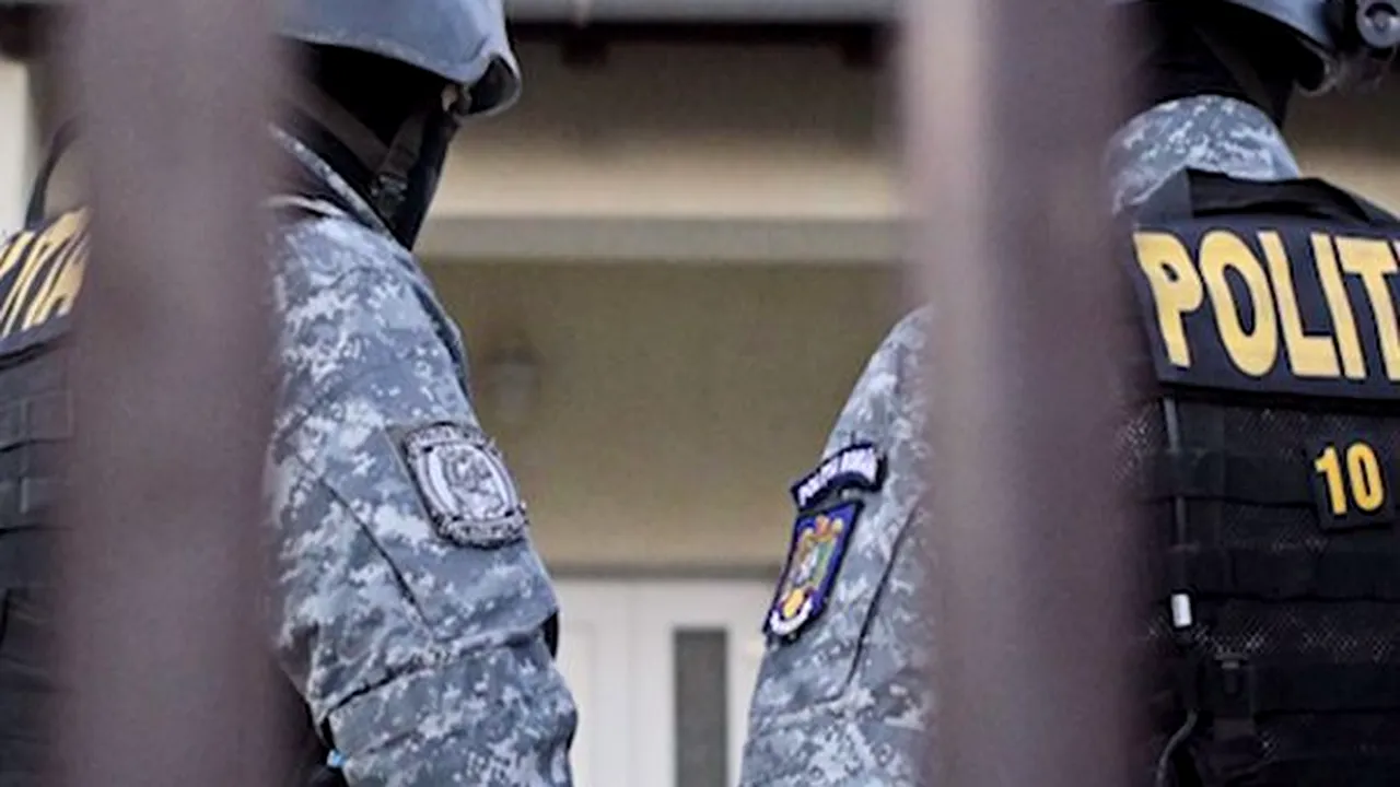 Bărbatul care a ÎMPUŞCAT mortal o femeie este în continuare în libertate. O echipă de specialişti, trimisă în Bihor. FOTO cu persoana căutată, în articol