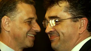 Oprişan, felicitat de ziua sa de Geoană, Mitrea, Năstase şi Corlăţean