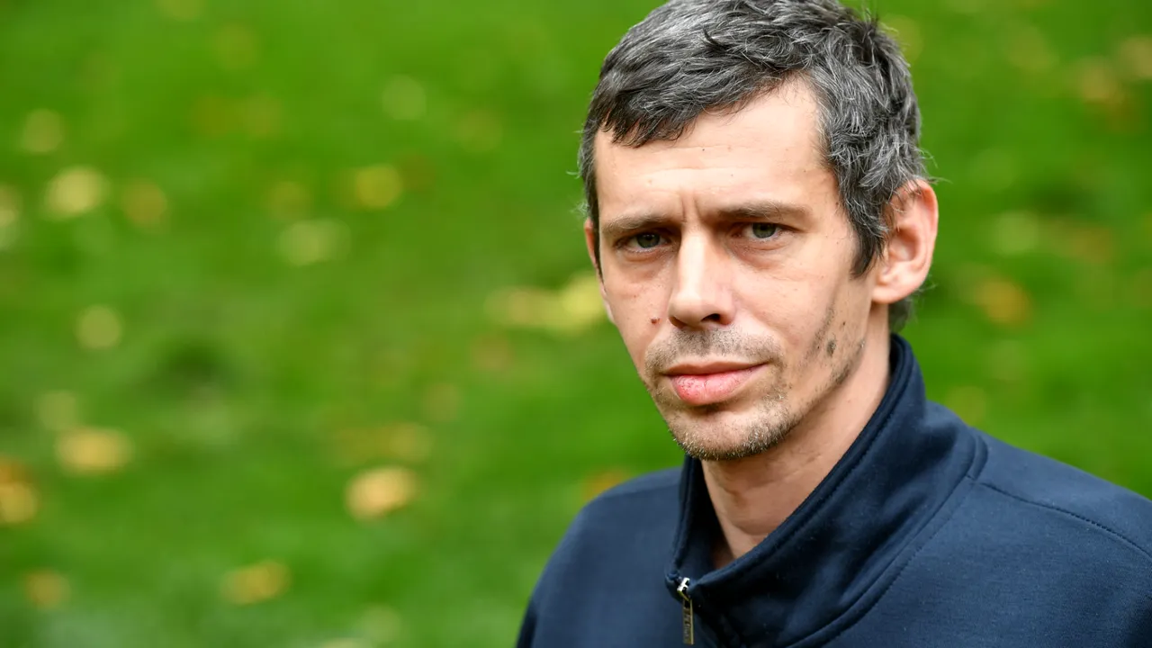 Uniţi de pandemie. Romeo Manciu şi familia, exemplu de solidaritate în Marea Britanie