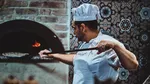 „Am lucrat 16 ore pe zi pentru 4,50 euro pe oră”. Povestea bucătarului italian care și-a dat seama prea târziu cât îl costa meseria
