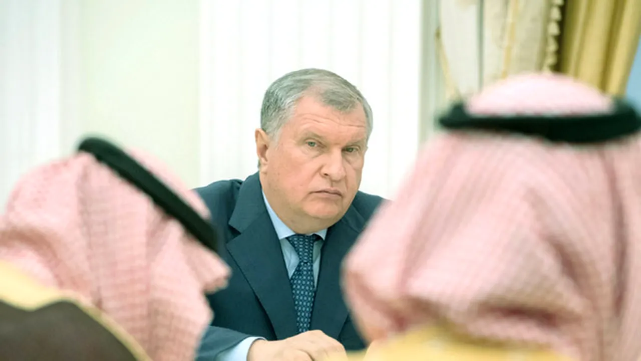 Miliardari, spioni, petrolişti. Cum arată boardul Rosneft, cel mai mare producător de petrol din Rusia. Qatar intră în acţionariatul gigantului petrolier