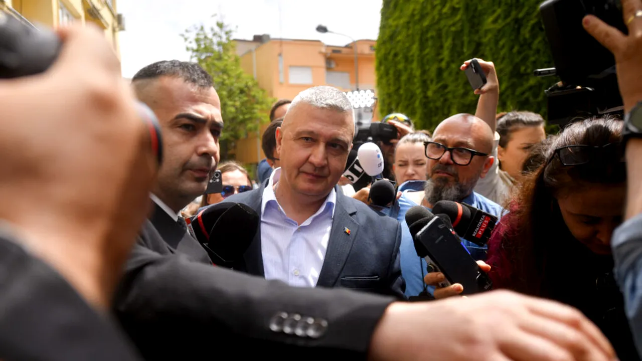 Surse judiciare contrazic varianta șefului SMA, Gheorghiță Vlad: Șeful MApN, Radu Miruță, și Gheorghiță Vlad, șeful SMA, știau de dosarul de la DNA. Audierile au fost amânate chiar din cauza ședinței CSAT pe tema dronei ruse care a lovit blocul din Galați