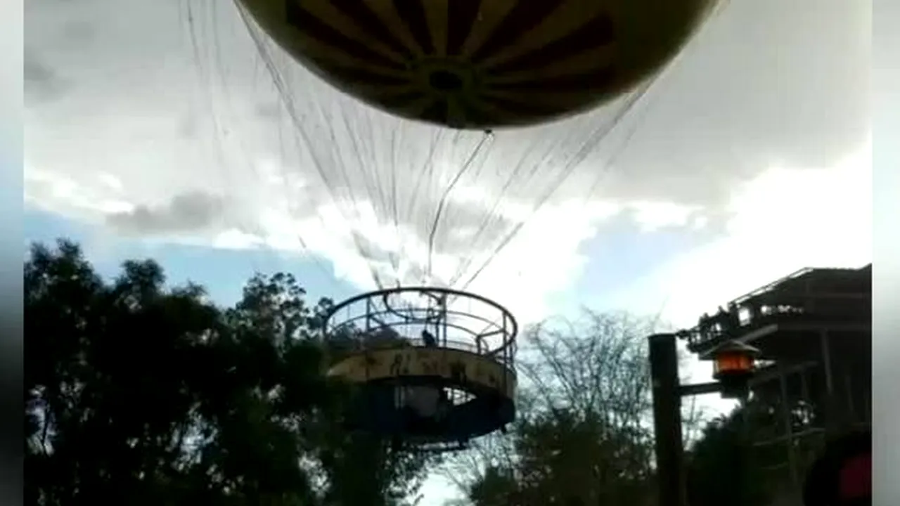 „Pe aripile vântului”: Pasagerii aflaţi la bordul unui balon cu aer cald au trecut prin momente terifiante | VIDEO