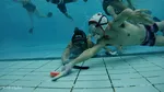 Turneu de hochei sub apă la Hong Kong. Sportivii explică de ce îl practică