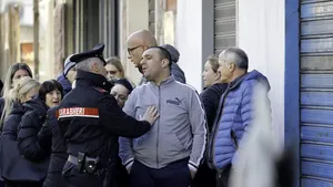 Cum fac interlopii bani în vremea pandemiei, de pe urma celor loviţi de criză. La ultima mare recesiune, mafia a câştigat miliarde de euro