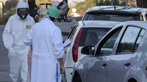 Două oraşe şi zece comune au o rată de infectare mai mare de 20 la mie