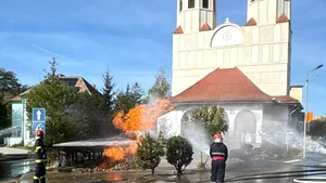 Incendiu la o țeavă de gaz în apropierea unei biserici din Sibiu. Aproximativ 60 de persoane au fost evacuate
