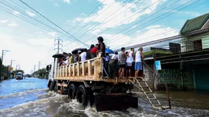 Tragedie în China. Un mort și 11 dispăruți după o alunecare de teren devastatoare în Jiangxi asociată taifunului Saudel