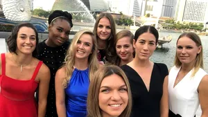 Turneul Campioanelor: Simona Halep va juca în grupa ROŞIE, alături de Svitolina, Wozniacki şi Garcia/ Simona şi-a primit super-maşina Porsche înainte de a afla cu cine va juca la Singapore