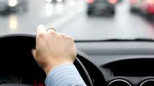 Numărul accidentelor rutiere provocate de şoferi băuţi la volan a crescut în ultimii patru ani 