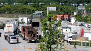 Phenianul ridică restricţiile privind deplasările în Coreea de Sud