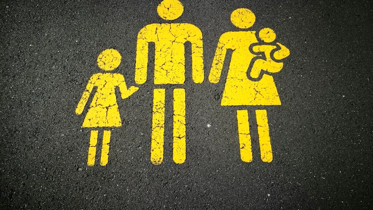 Până la 220 de euro pe lună pentru alimente în Spania: cine poate primi ajutorul și cum se solicită