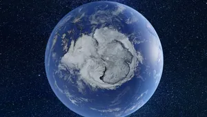 Oamenii de știință au descifrat misterul „gropii gravitaționale” din Antarctica