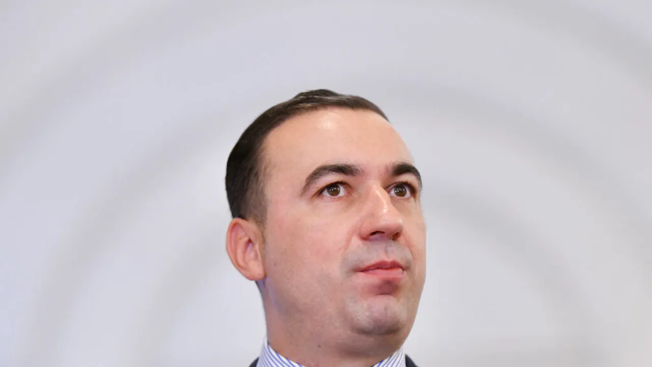 „Mai bine de jumătate din ajutorul oferit de stat a fost înghițit instant”. Bogdan Ivan cere controale după creșterea prețurilor la motorină