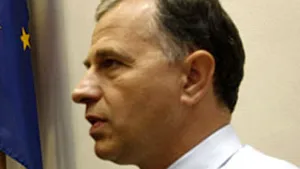 Geoană: Vom veghea ca în Guvern să nu avem miniştri corigenţi la votul uninominal