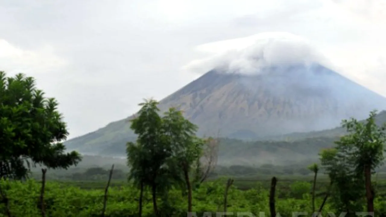 ALERTĂ GALBENĂ şi evacuări în jurul vulcanului San Cristobal din Nicaragua