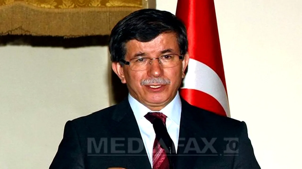 Ahmet Davutoglu: Negocierile pentru formarea guvernului au eşuat. Turcia se îndreaptă spre alegeri