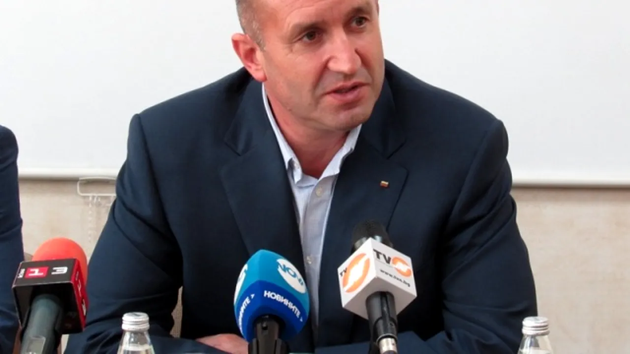 Rumen Radev, pe primul loc în scrutinul prezidenţial din Bulgaria, cu peste 58% / Borisov, premierul Bulgariei, va demisiona săptămâna viitoare, în urma victoriei socialistului Radev 