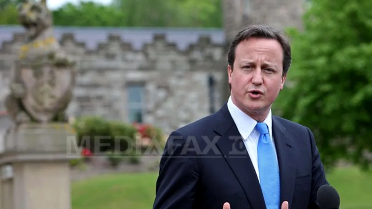 Peste 100 de parlamentari britanici l-au sfidat pe Cameron, votând o moţiune a euroscepticilor