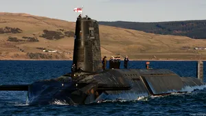 MONITORUL APĂRĂRII | Alertă în Marea Britanie: Complex pentru fabricarea submarinelor nucleare, evacuat/ Anunţul autorităţilor