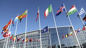 NATO avertizează că Rusia ar putea sabota conductele de gaz şi cablurile de internet din Europa şi America de Nord