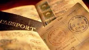 Interdicţie de intrare în ţară pentru străinii fără drept de şedere