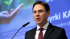 Un vicepreşedinte al Comisiei Europene şi-a exprimat surprinderea faţă de OUG anunţată de Toader privind completurile ilegale: Ştire incredibilă!