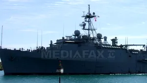 Mişcările navelor de război occidentale în Mediterana, în direcţia Libiei